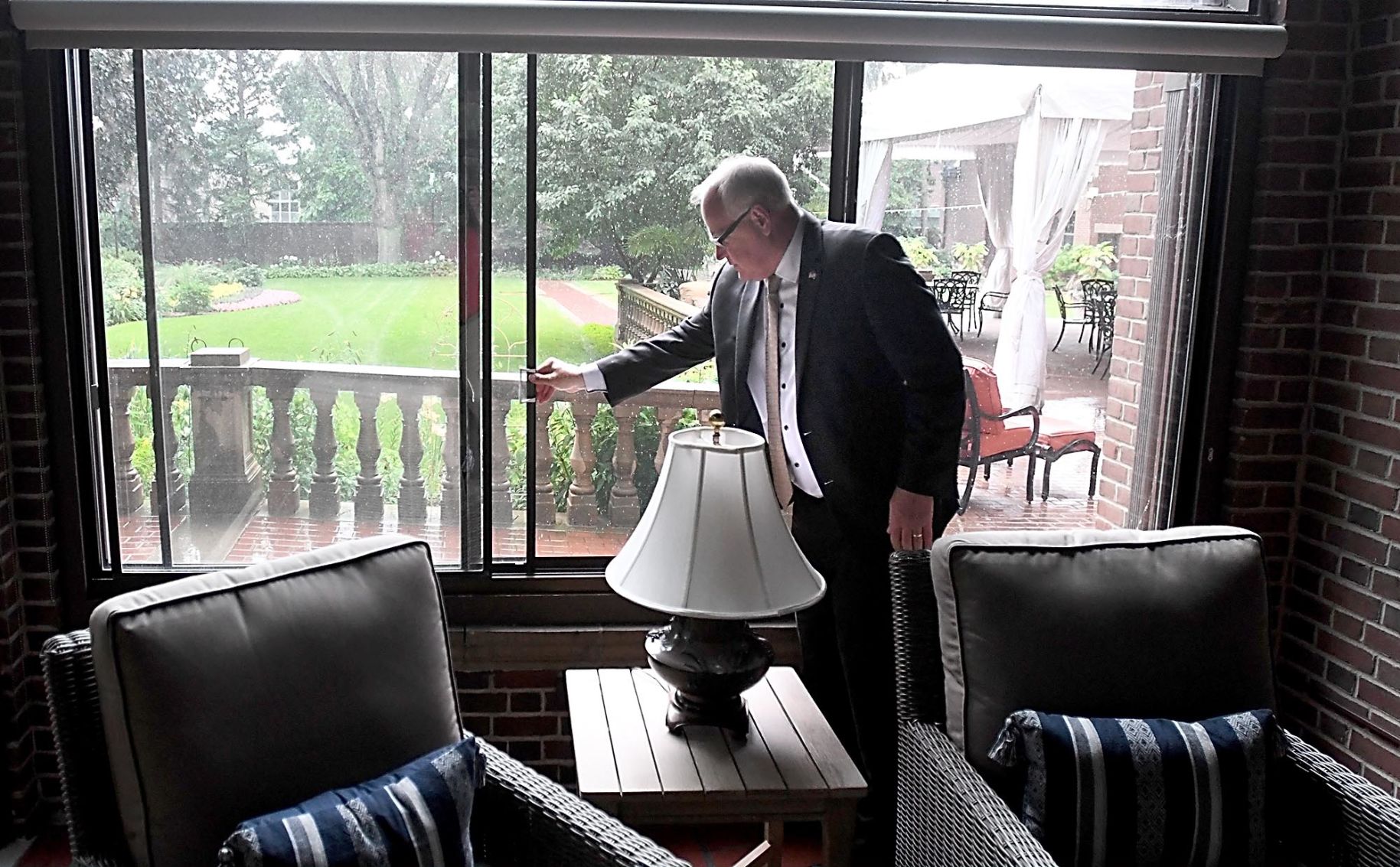 Gov. Walz at home 2